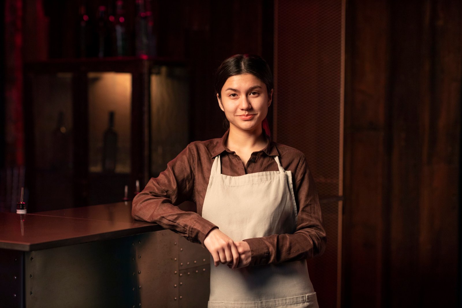 front-view-woman-working-as-bartender front-view-woman-working-as-bartender